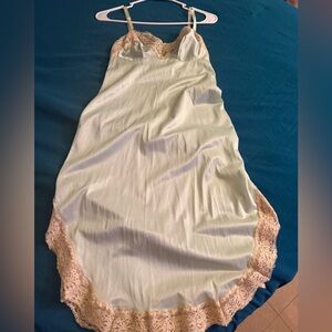 GOSSARD ARTEMIS MINT & GOLD vintage slip